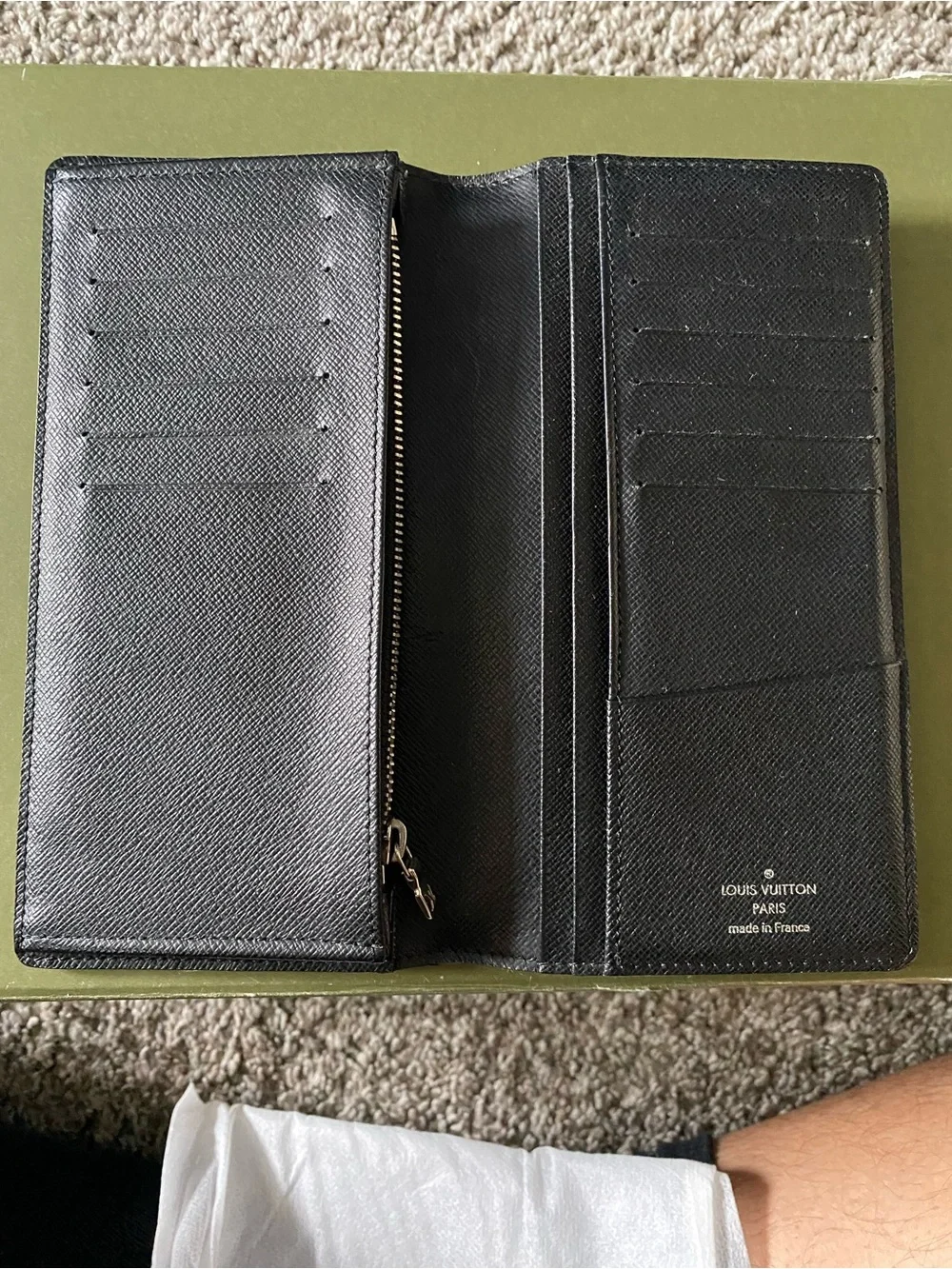 LOUIS VUITTON Damier Graphite Brazza Wallet